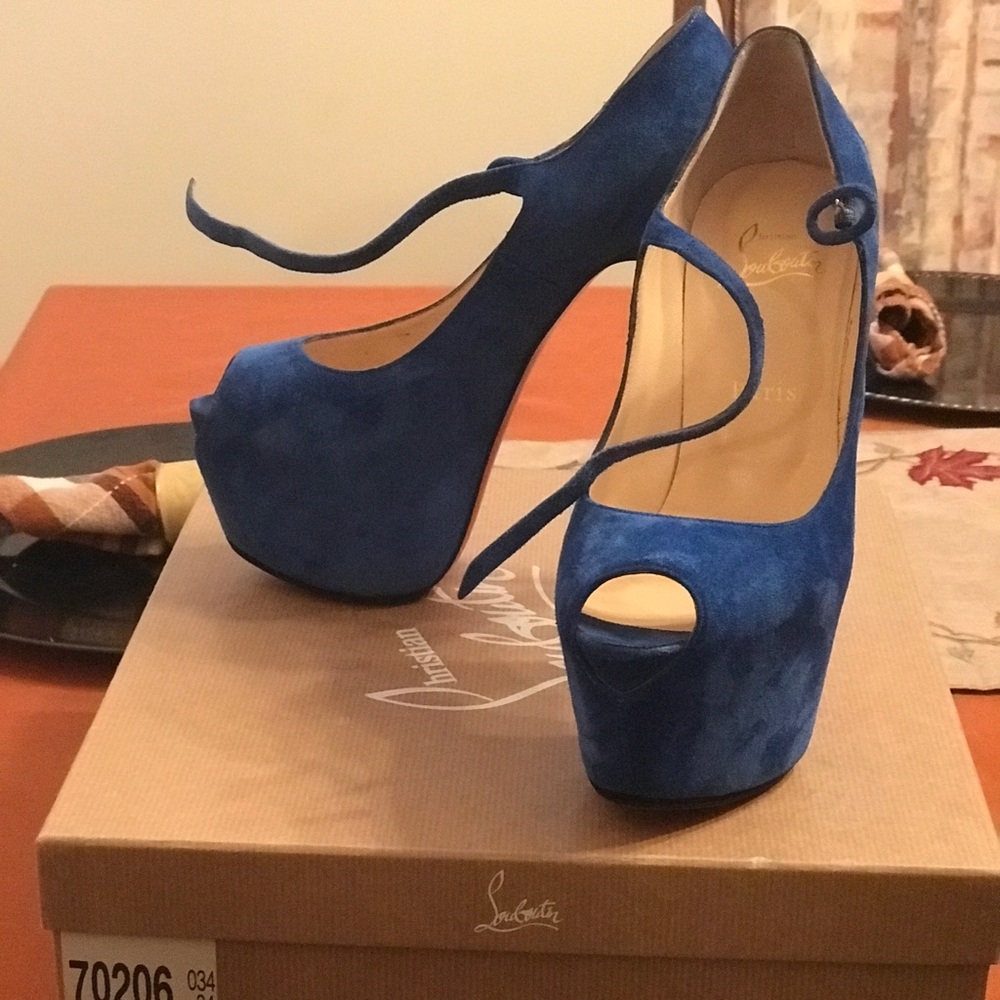 Suede Lady Highness